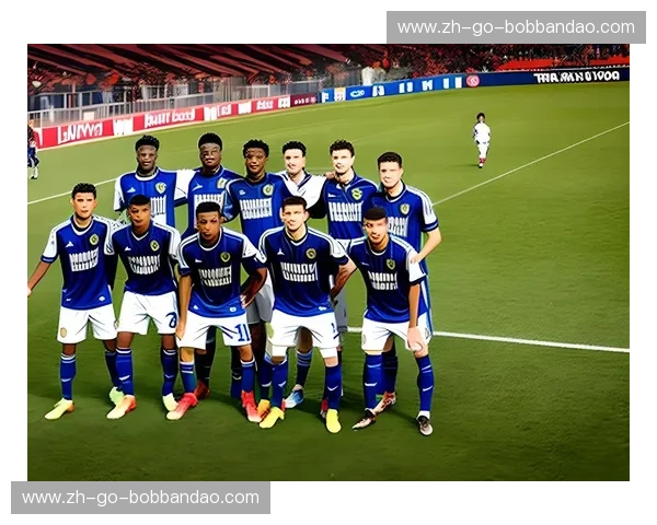 费城钢铁与夏洛特蜂刺的碰撞：一场关于天赋、信仰与纯粹篮球的终极博弈